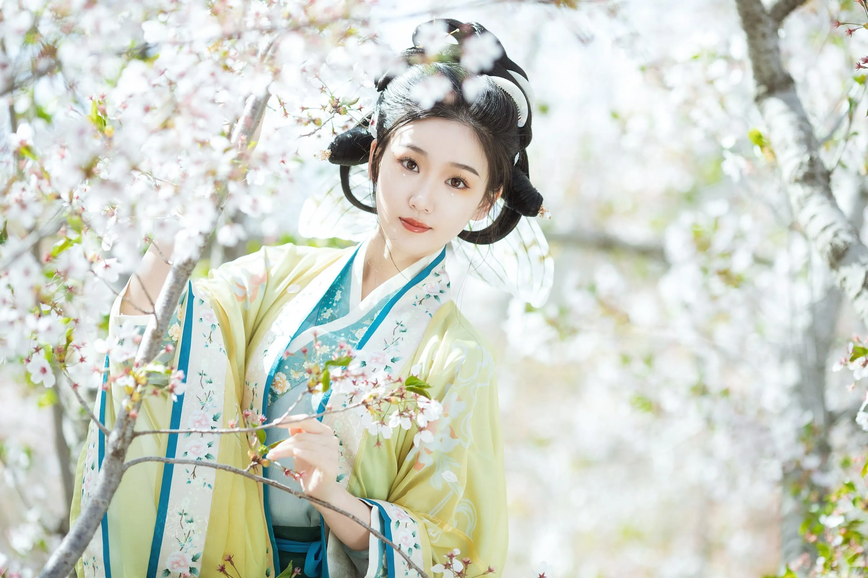 [YITUYU艺图语]2022.07.15 蝶恋花 相望回首喵喵喵 [23P]插图